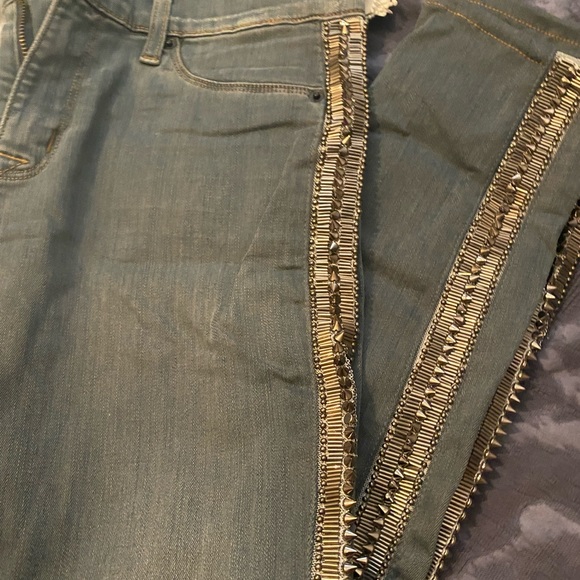 Brand New w Tags Hudson jeans Luna size 28 with beautiful details - Picture 4 of 6
